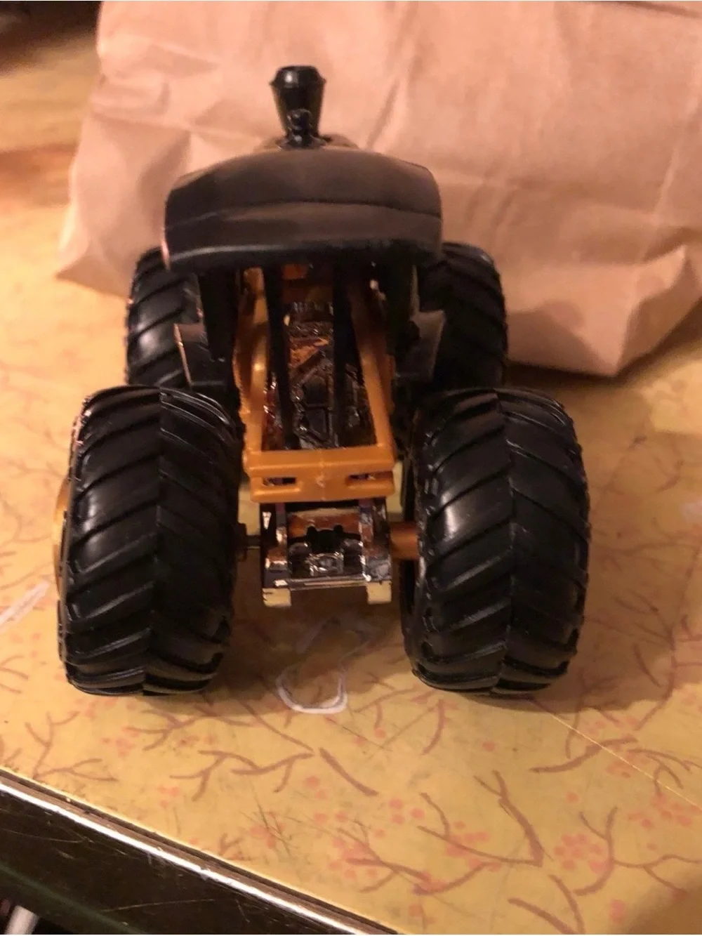 Hot Wheels Monster Jam Loco Punk 1:64 Truck